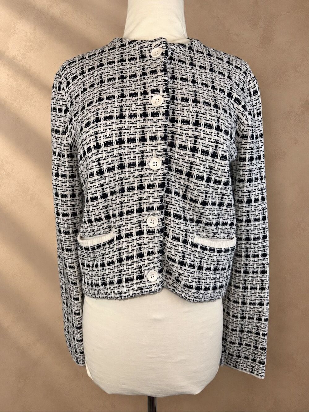 Uniqlo Size S Tweed Knit Short Jacket Off White Black Cropped Cardigan